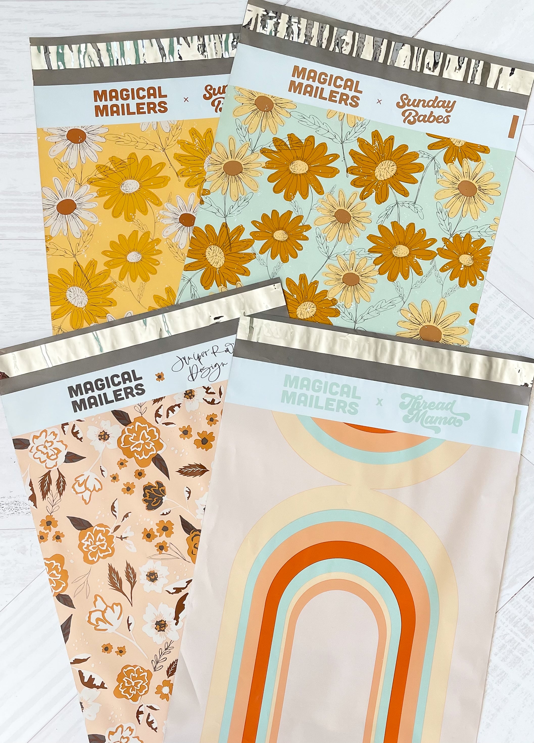 ⭐️IMPERFECT⭐️ 10 x 13" Poly Mailer - Retro Rainbow - Magical Mailers